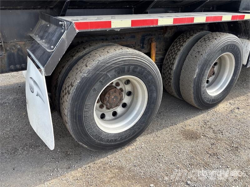 Volvo VHD 6x4 Tanker Truck Tsisternveokid