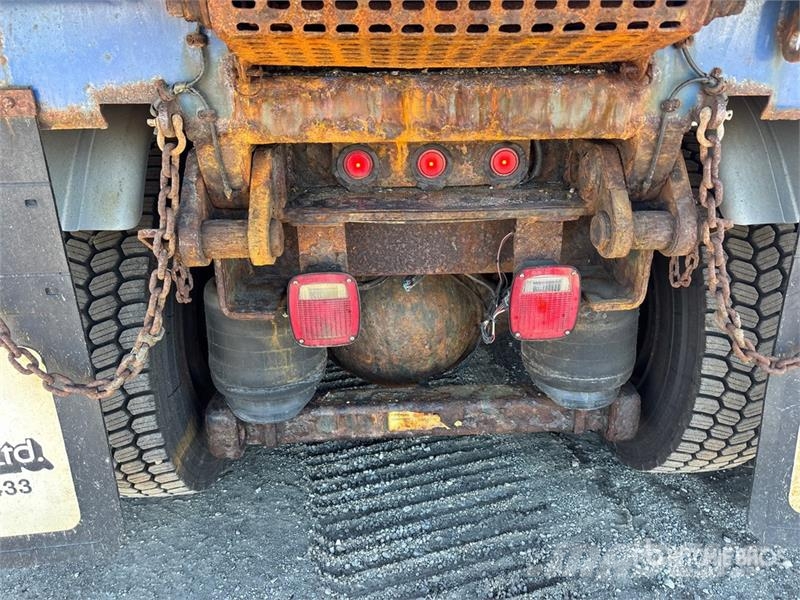 Volvo VHD64B 6x4 Snow Plow Truck Municipal / general purpose vehicles