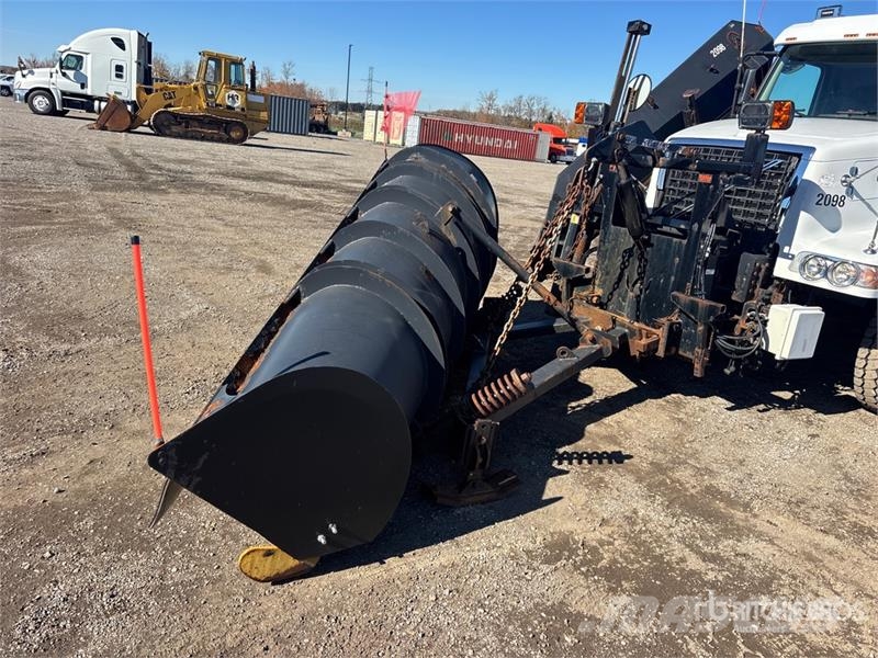 Volvo VHD64B 6x4 Snow Plow Truck Municipal / general purpose vehicles