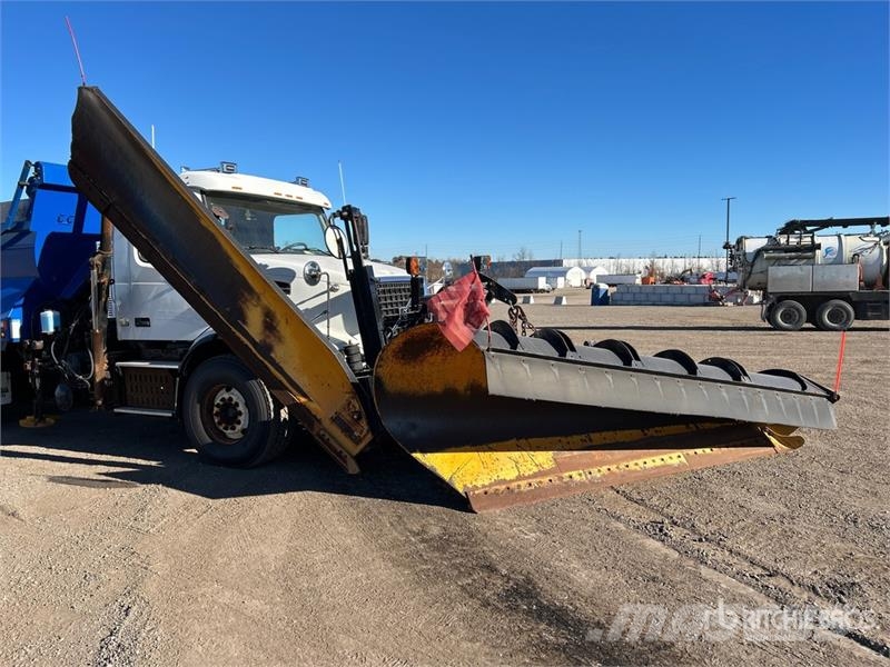 Volvo VHD64B 6x4 Snow Plow Truck Komunalna vozila