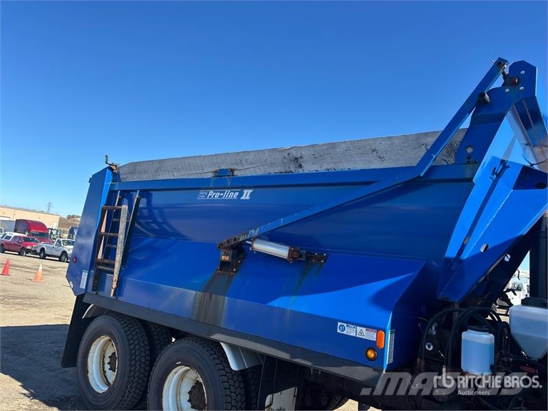 Volvo VHD64B 6x4 Snow Plow Truck Municipal / general purpose vehicles