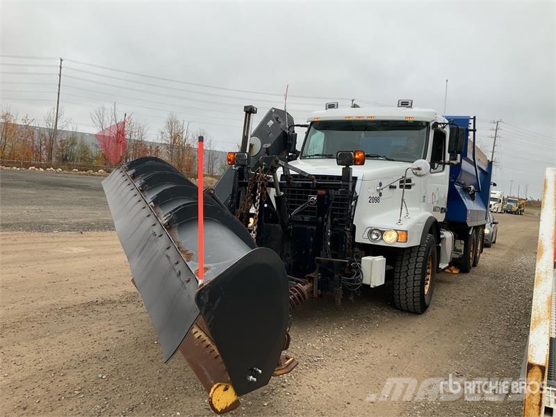 Volvo VHD64B 6x4 Snow Plow Truck Municipal / general purpose vehicles