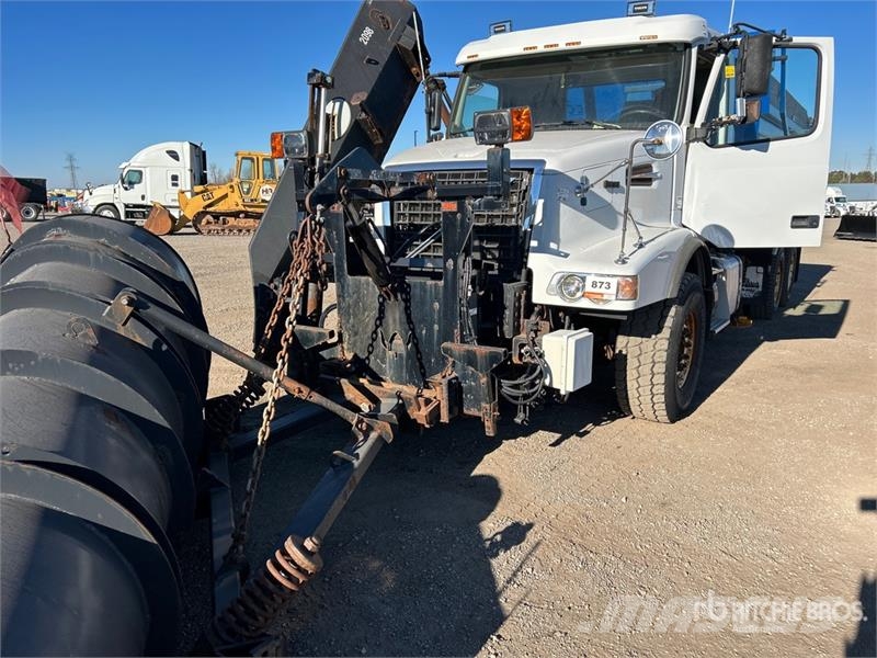 Volvo VHD64B 6x4 Snow Plow Truck Komunalna vozila
