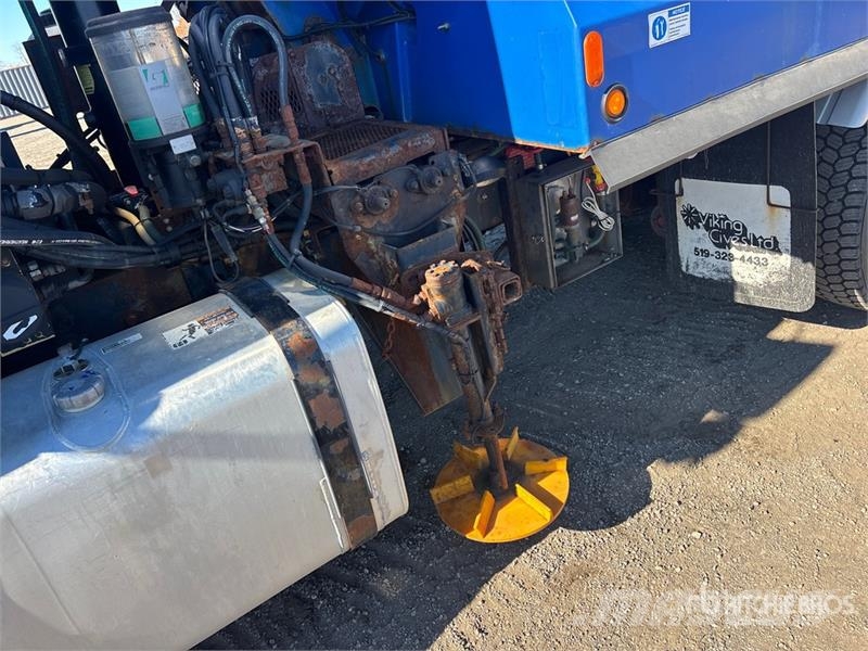 Volvo VHD64B 6x4 Snow Plow Truck Municipal / general purpose vehicles