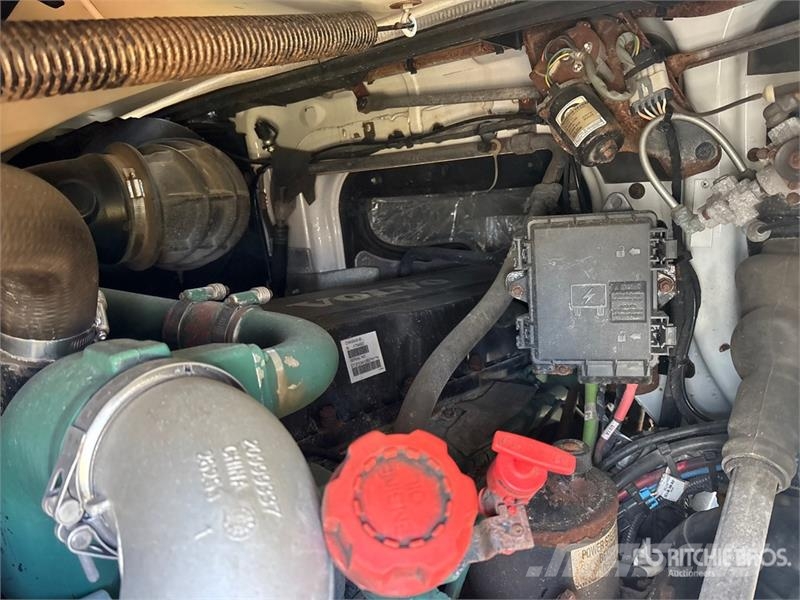 Volvo VHD64B 6x4 Snow Plow Truck Municipal / general purpose vehicles