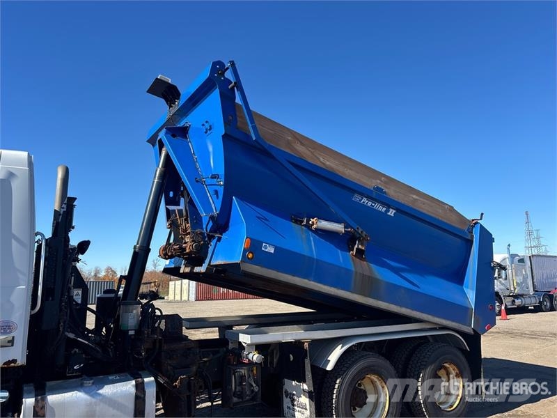 Volvo VHD64B 6x4 Snow Plow Truck Municipal / general purpose vehicles