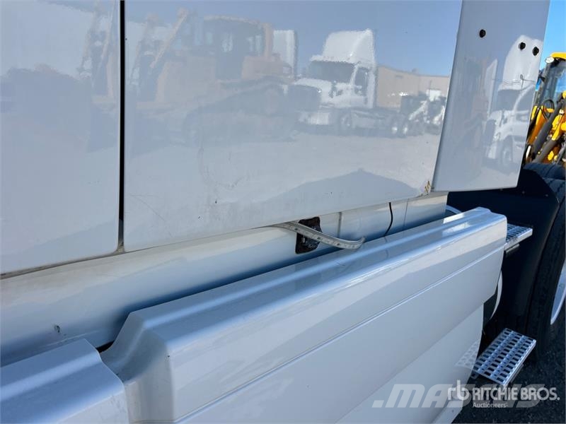 Volvo VNL Cavalos mecânicos
