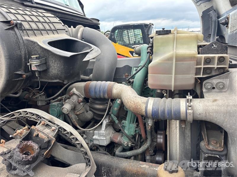Volvo VNL Dragbilar