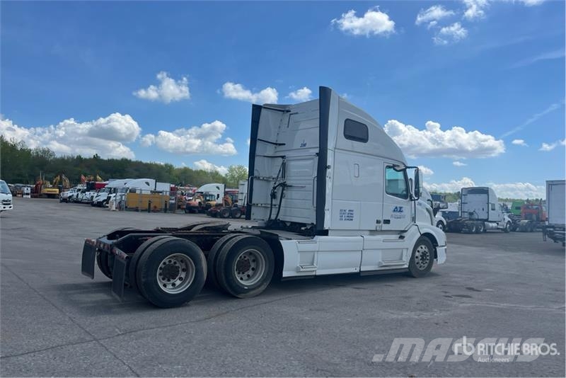Volvo VNL Vlačilci