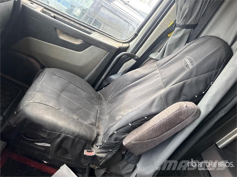Volvo VNL Sattelzugmaschinen