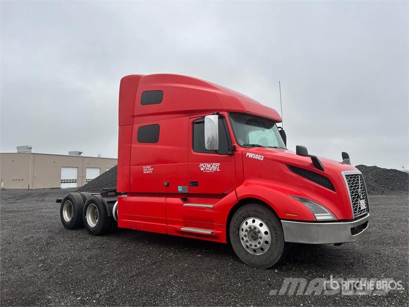 Volvo VNL Trekkers