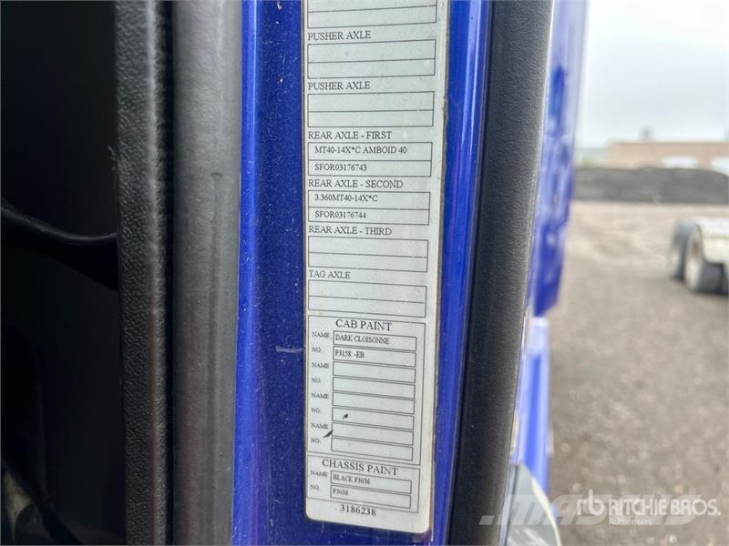 Volvo VNL Motrici e Trattori Stradali