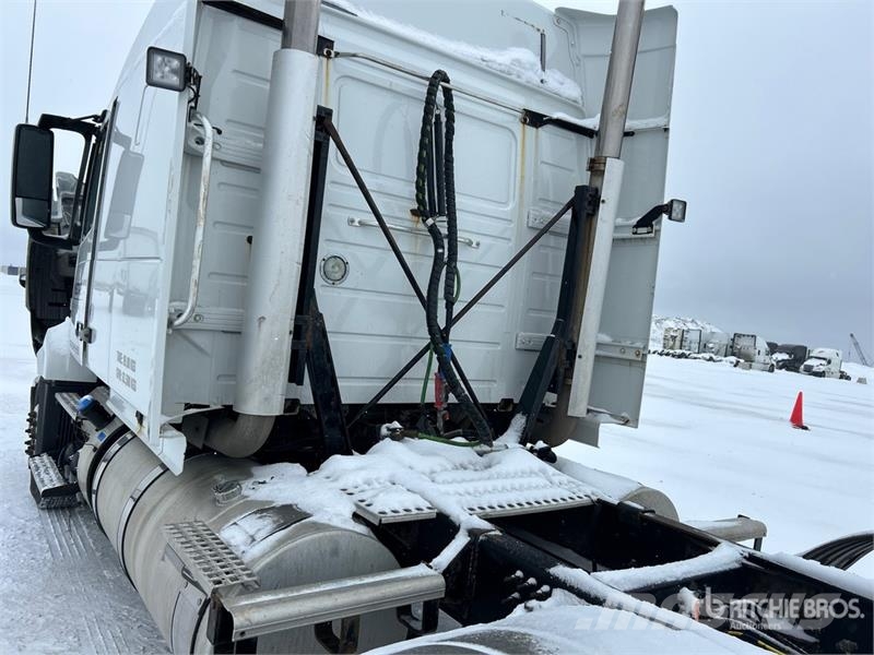 Volvo VNL Tegljači