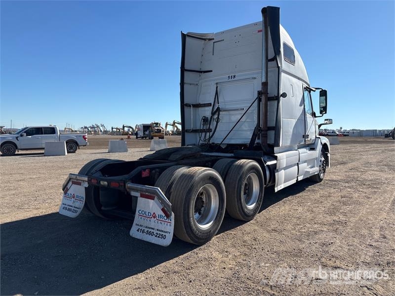 Volvo VNL Τράκτορες