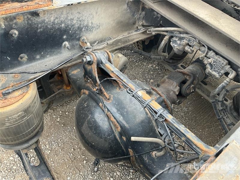 Volvo VNL Naudoti vilkikai