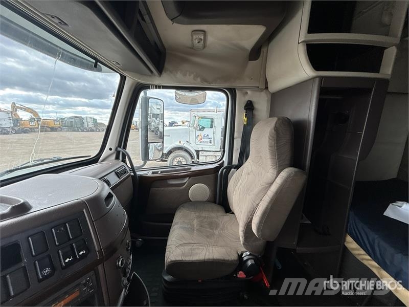Volvo VNL Sattelzugmaschinen