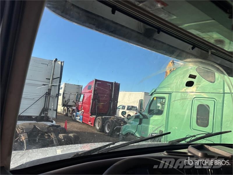 Volvo VNL Ťahače