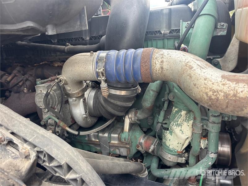 Volvo VNL 牵引车