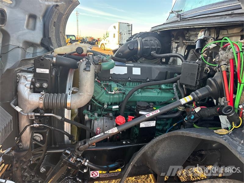 Volvo VNL Tracteur routier