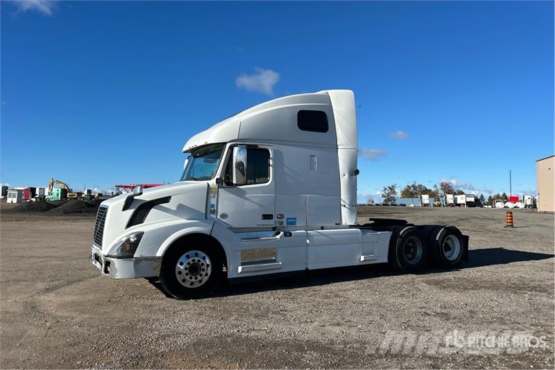 Volvo VNL 牵引车