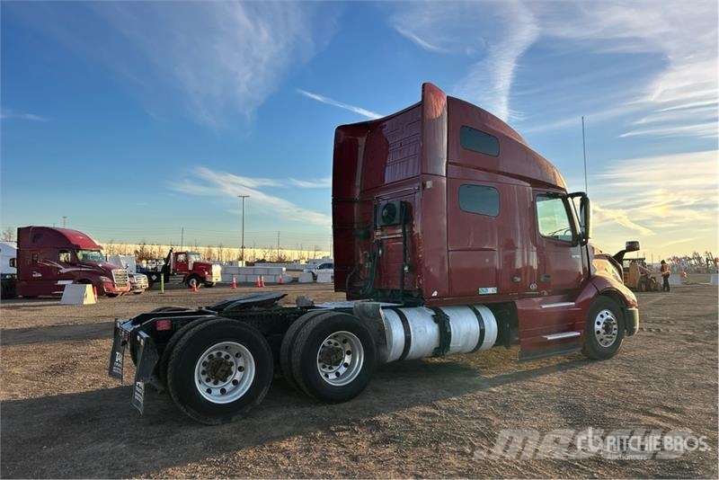 Volvo VNL Tracteur routier