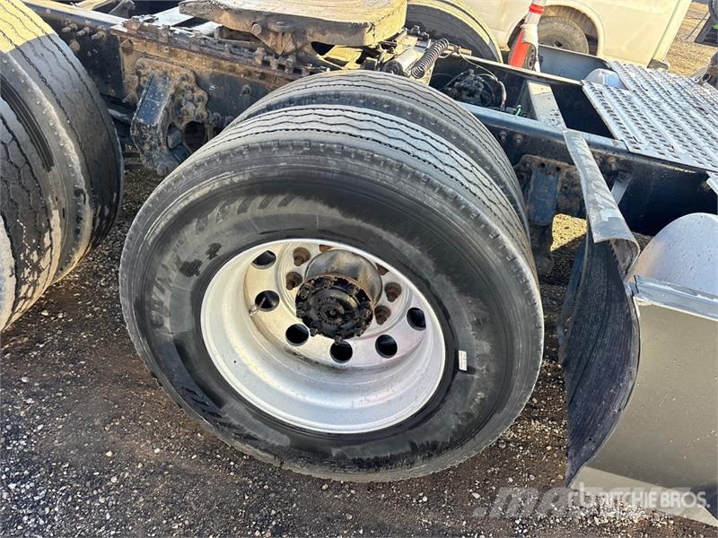 Volvo VNL Ťahače
