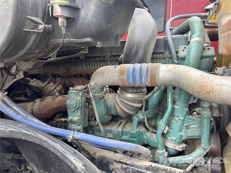 Volvo VNL Vlačilci