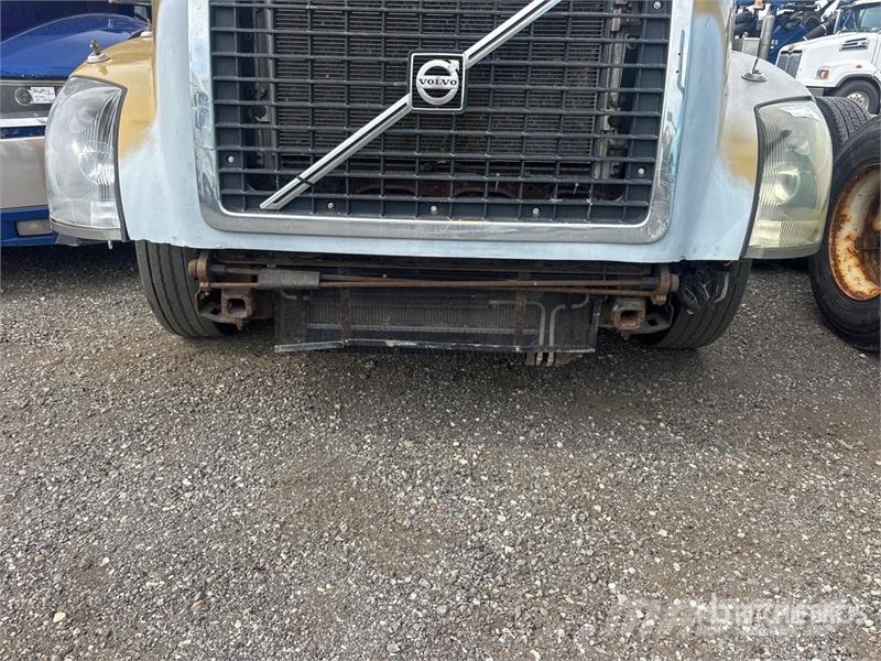 Volvo VNL Vlačilci