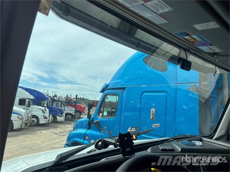 Volvo VNL Trekkvogner