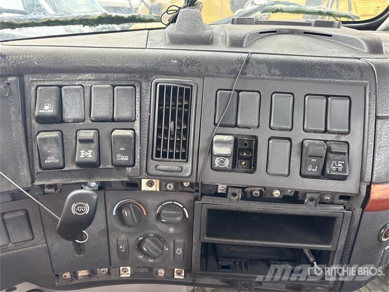 Volvo VNL Tracteur routier