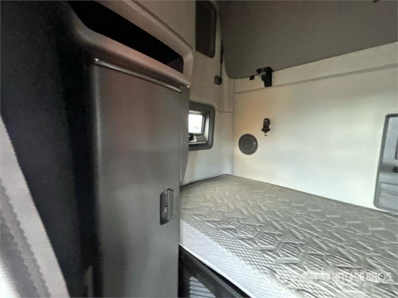Volvo VNL Tractores (camiões)