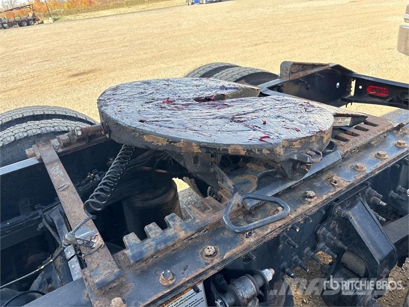 Volvo VNL Sattelzugmaschinen