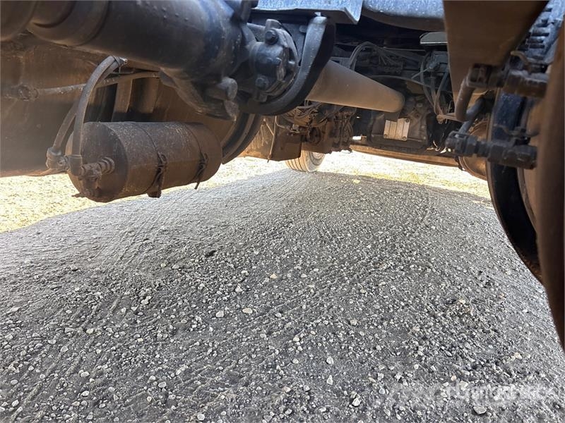 Volvo VNL Sattelzugmaschinen
