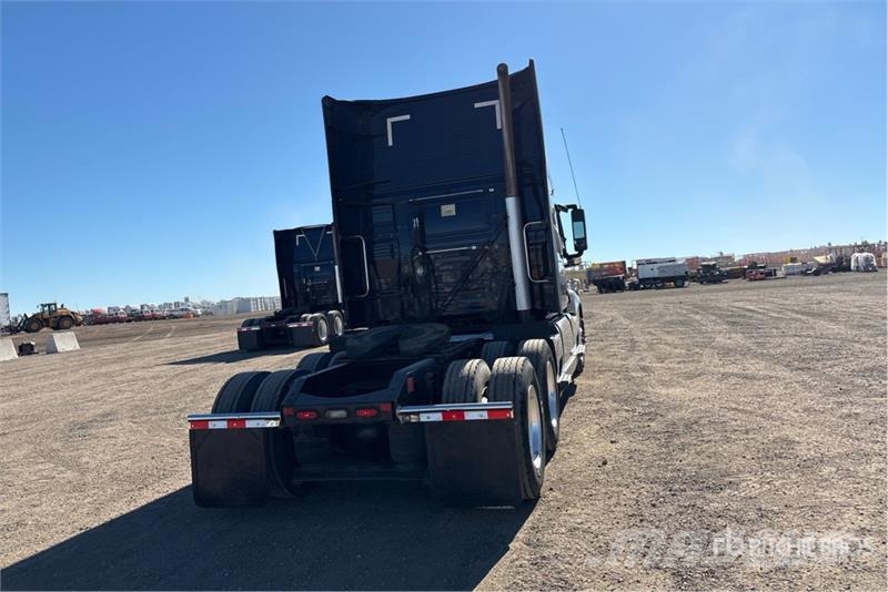Volvo VNL Cavalos mecânicos