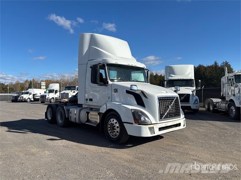 Volvo VNL Sattelzugmaschinen