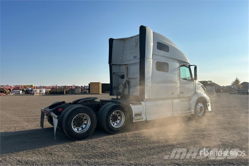 Volvo VNL Truck Tractor Units