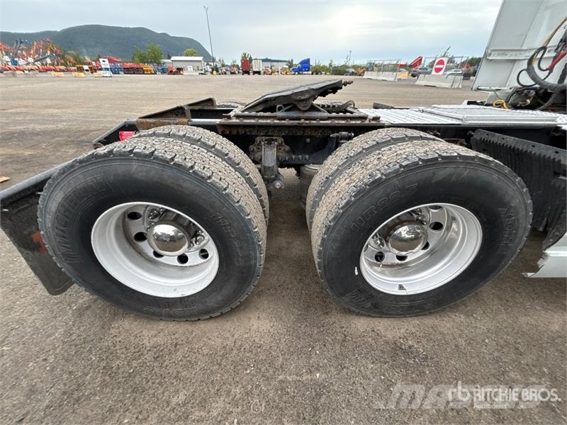 Volvo VNL Motrici e Trattori Stradali
