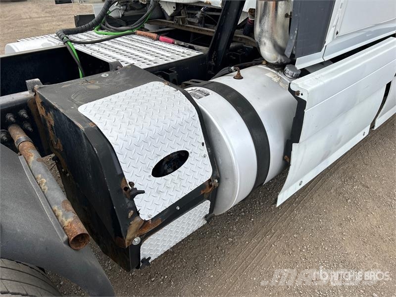 Volvo VNL Sattelzugmaschinen