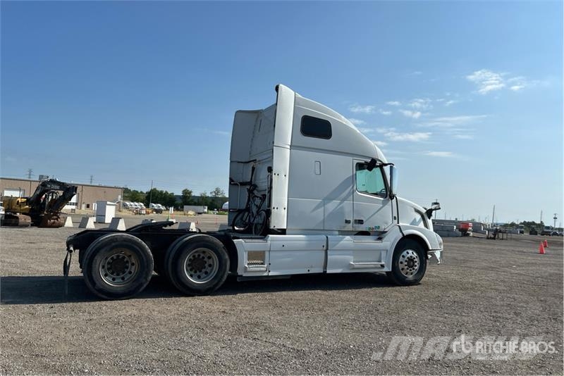 Volvo VNL Dragbilar