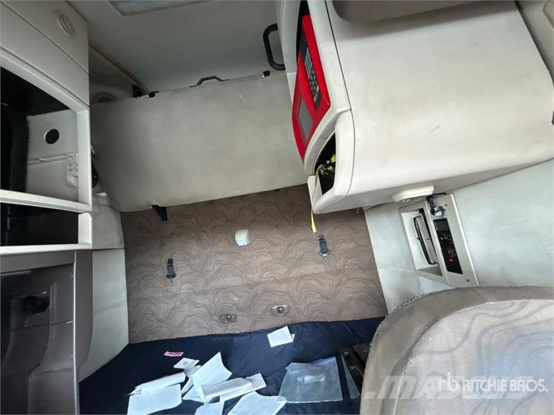 Volvo VNL Sattelzugmaschinen