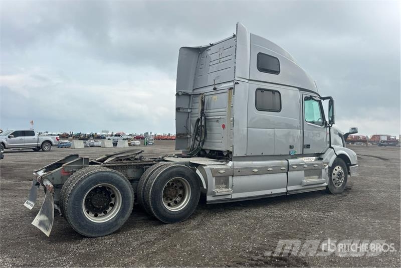 Volvo VNL Truck Tractor Units