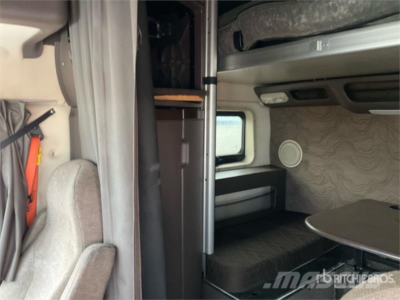 Volvo VNL Motrici e Trattori Stradali