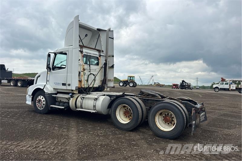 Volvo VNL Dragbilar