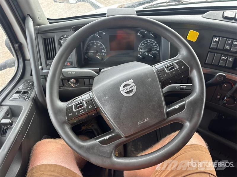 Volvo VNL Vilcēji