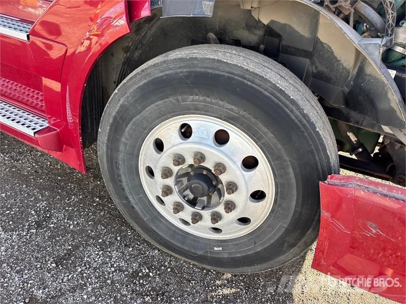 Volvo VNL 牵引车
