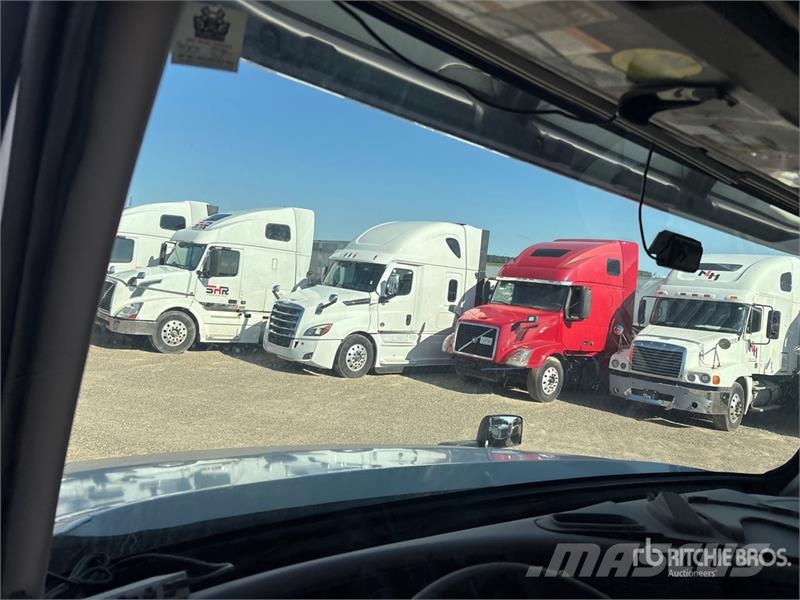 Volvo VNL Vilcēji