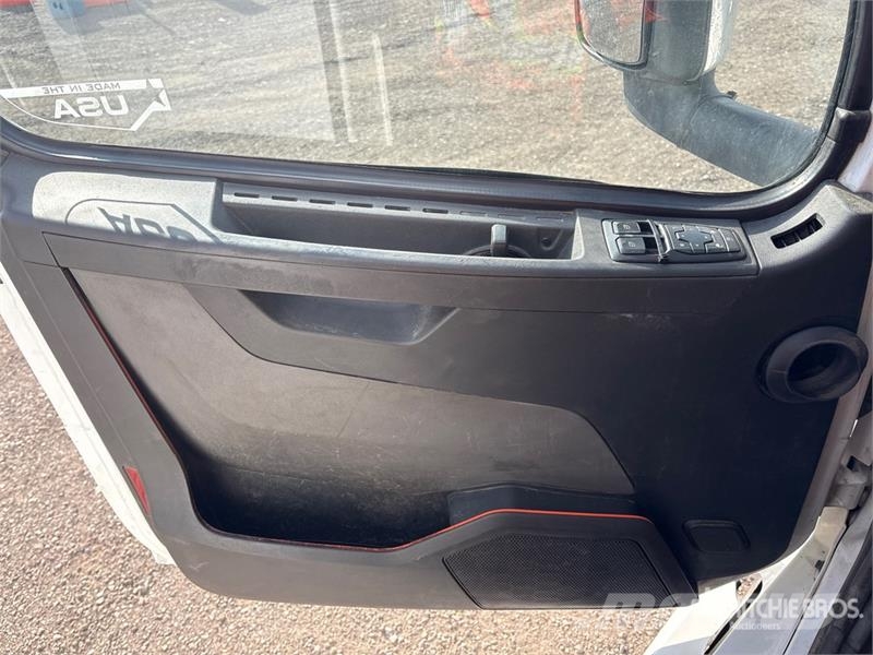 Volvo VNL Motrici e Trattori Stradali