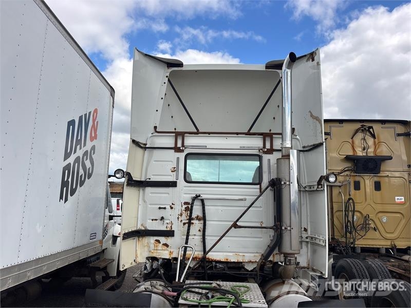 Volvo VNL Tracteur routier