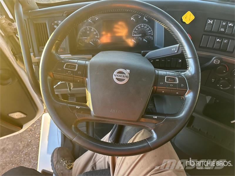 Volvo VNL Tracteur routier