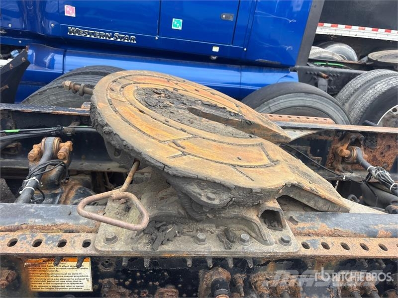 Volvo VNL Vlačilci
